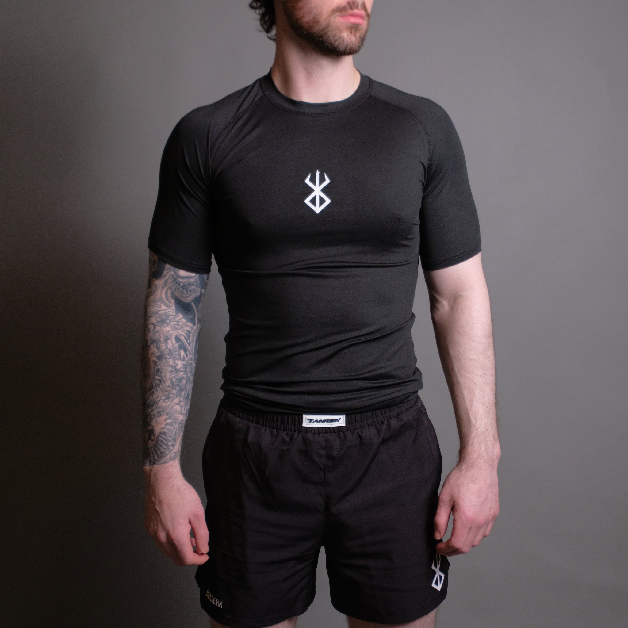 Sacrifice Compression Short Sleeve in Black